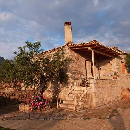 Apartamento Trisilio Kardamyli Exterior foto