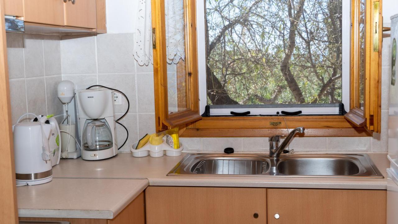 Apartamento Trisilio Kardamyli Exterior foto