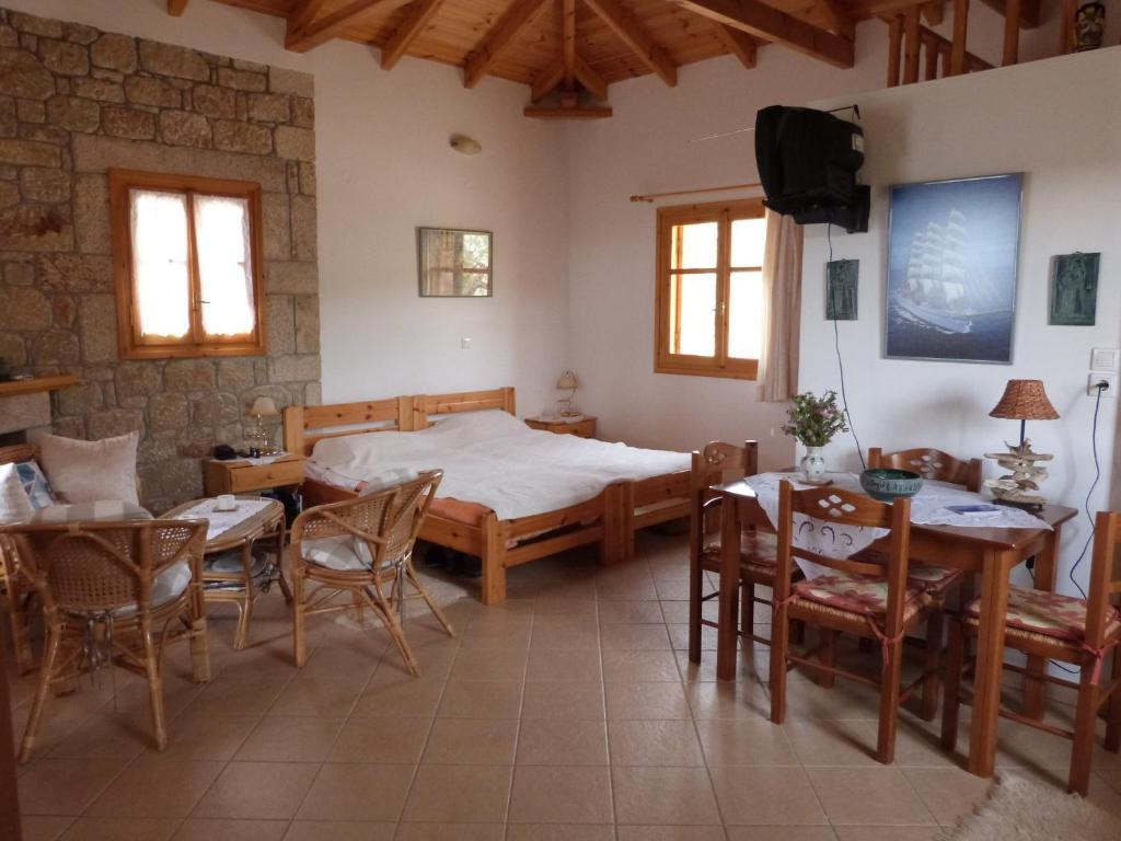 Apartamento Trisilio Kardamyli Habitación foto