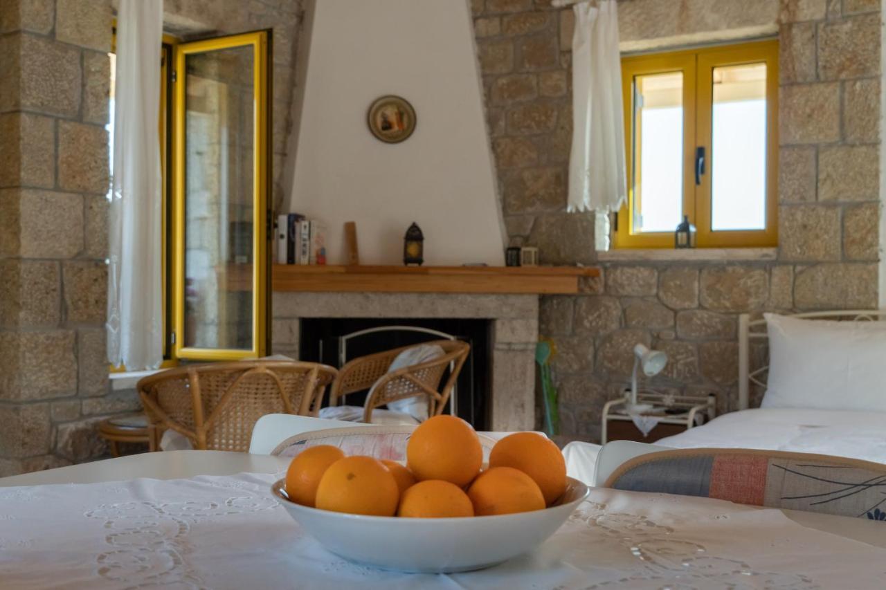 Apartamento Trisilio Kardamyli Exterior foto